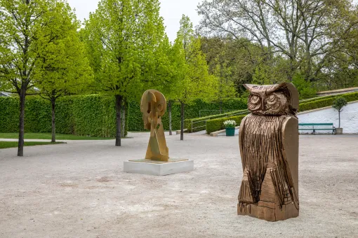 Thomas Hauseago, "Daadist", 2018 / "Lechuza", 2020