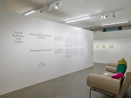 Ausstellungsansicht "Friedl Kubelka / vom Gröller. Nicht daheim und doch zu Hause", Belvedere 21