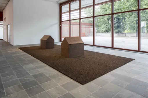 Compressed pu-erh tea;  Installation size: 800 x 400 cm; 180 x 120 x 180 cm each