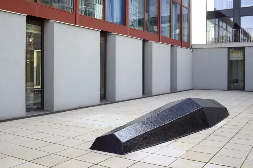 Epoxy, 163 x 590 x 81 cm