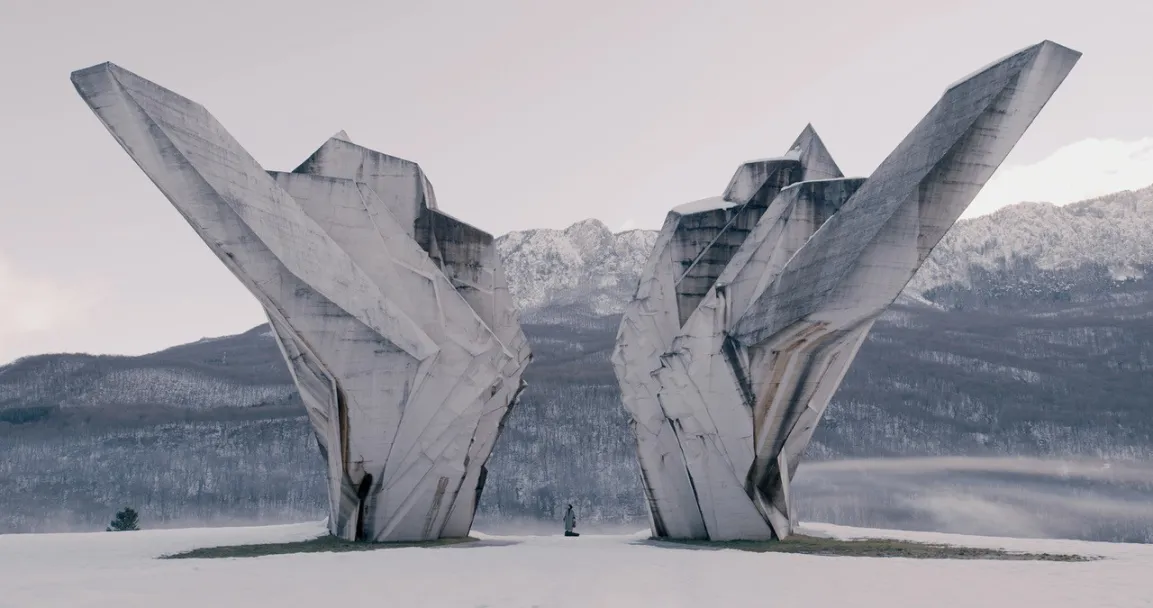 Jasmina Cibic: Beacons (2023), single channel UHD, stereo, 23 min