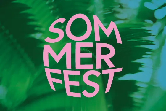 Sujet rosa Sommerfest Schriftzug vor grünen Blättern