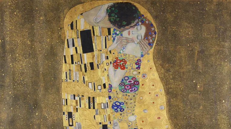 Painting of a man and a woman, closely winded on a meadow; the picture is dominated by the colours Gold, Yellow, Brown and Green