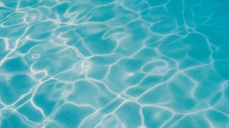 Bunte Wasseroberfläche